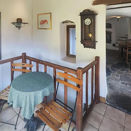 Casa vacanze 3 Bedroom Beautiful In Roquebrun